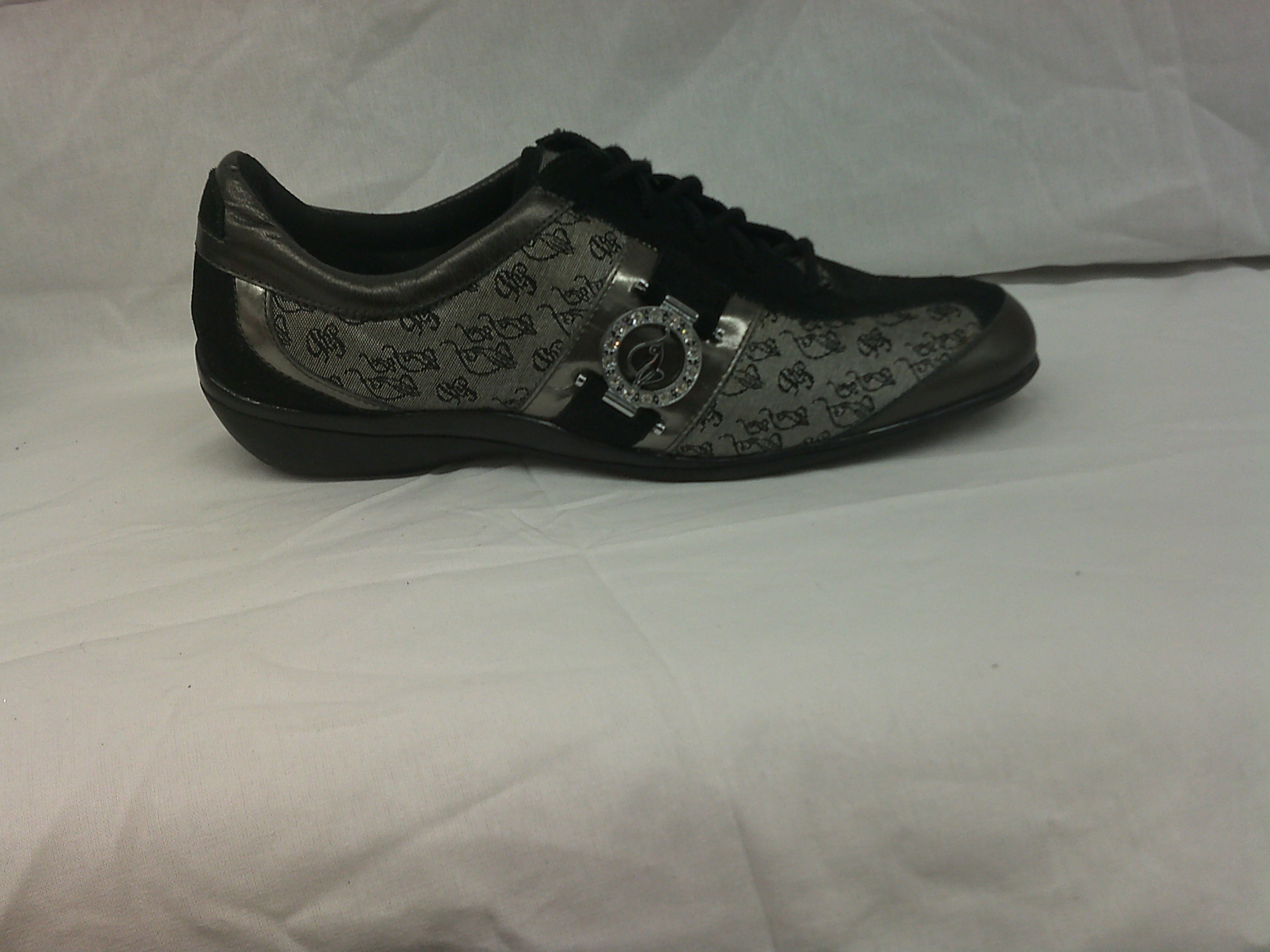 Baby Phat "Shangrila" women's fashion sneaker | Size 7.5