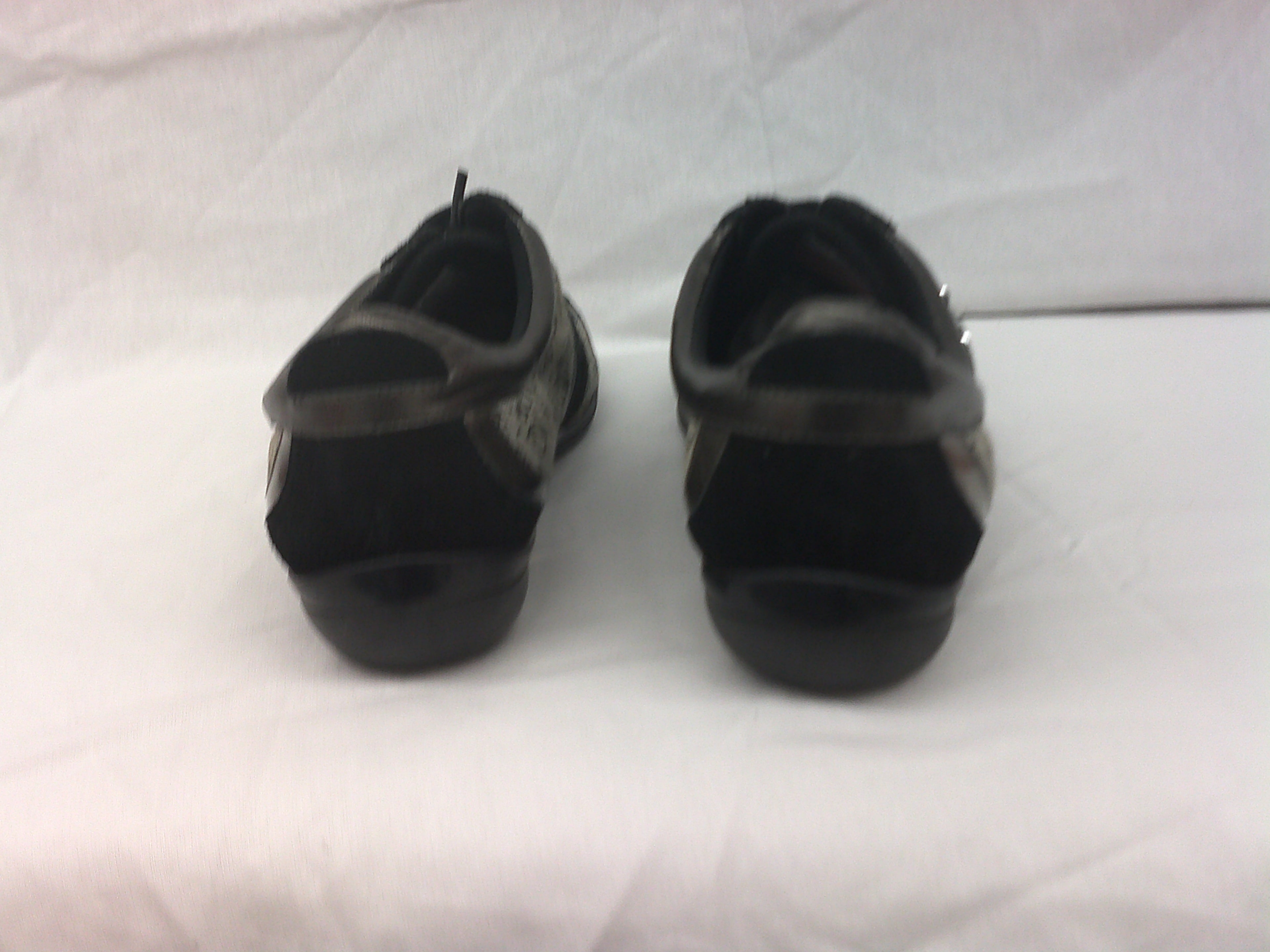 Baby Phat "Shangrila" women's fashion sneaker | Size 7.5