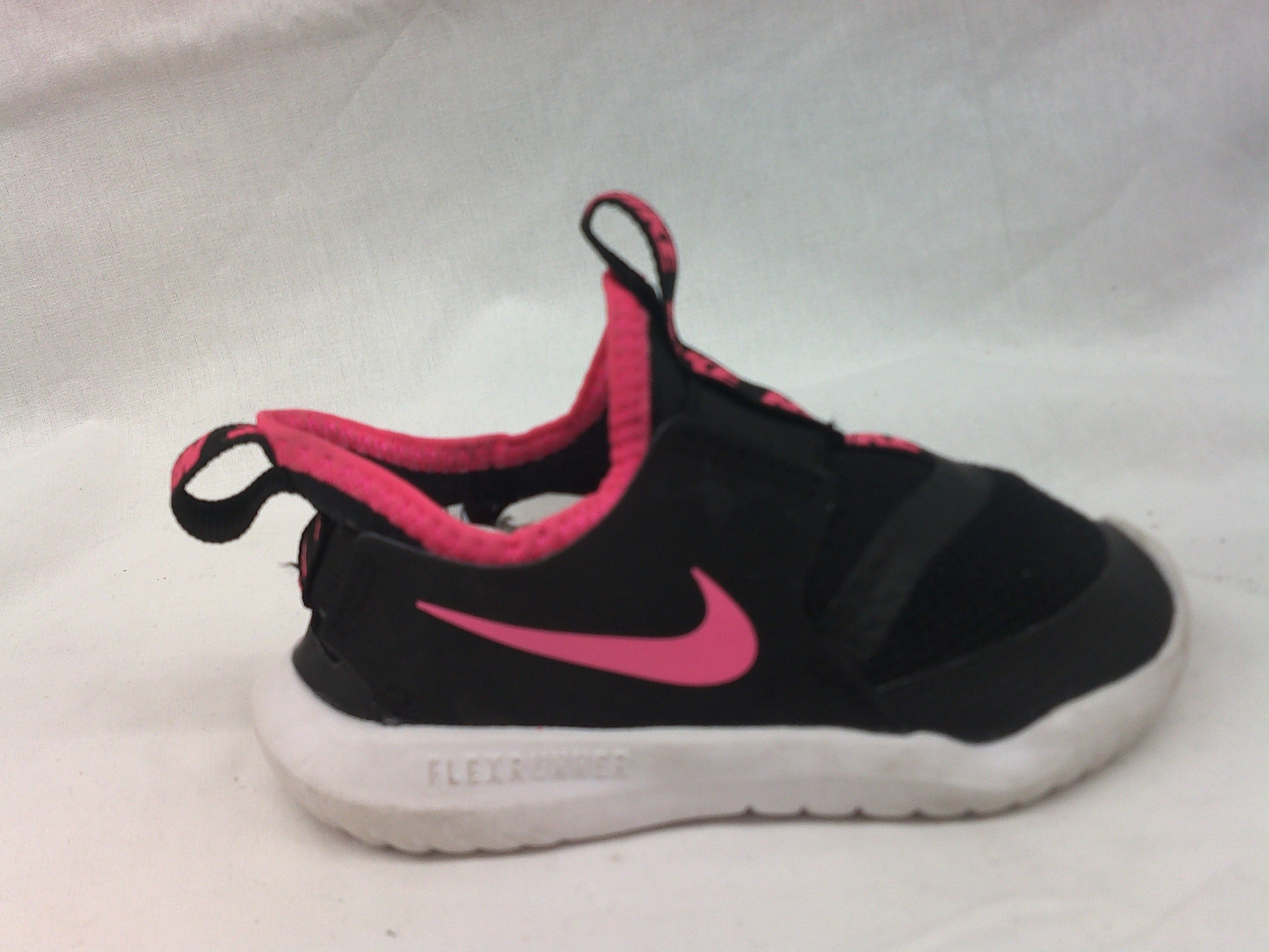Nike Flex Runner |  Size 7C