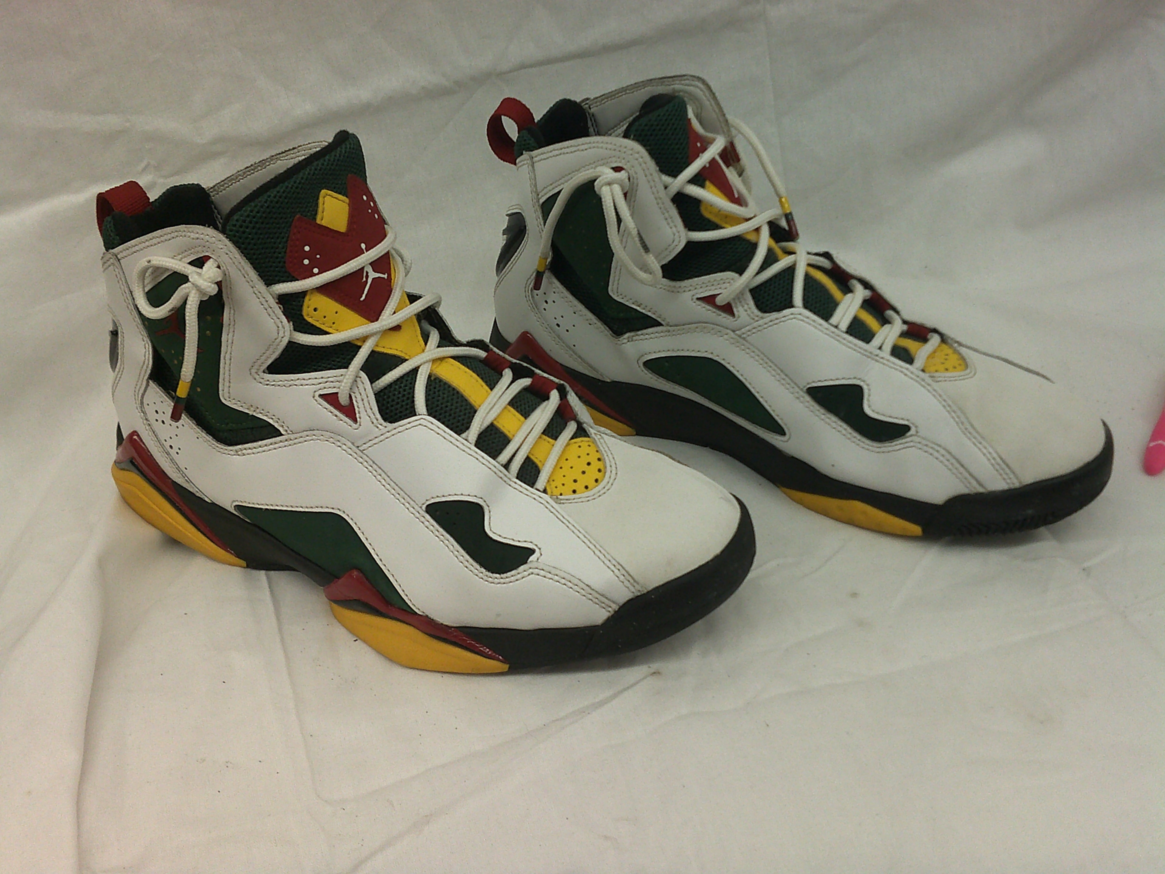 Air Jordan True Flight "White Fir Amarillo" | Size 9.5