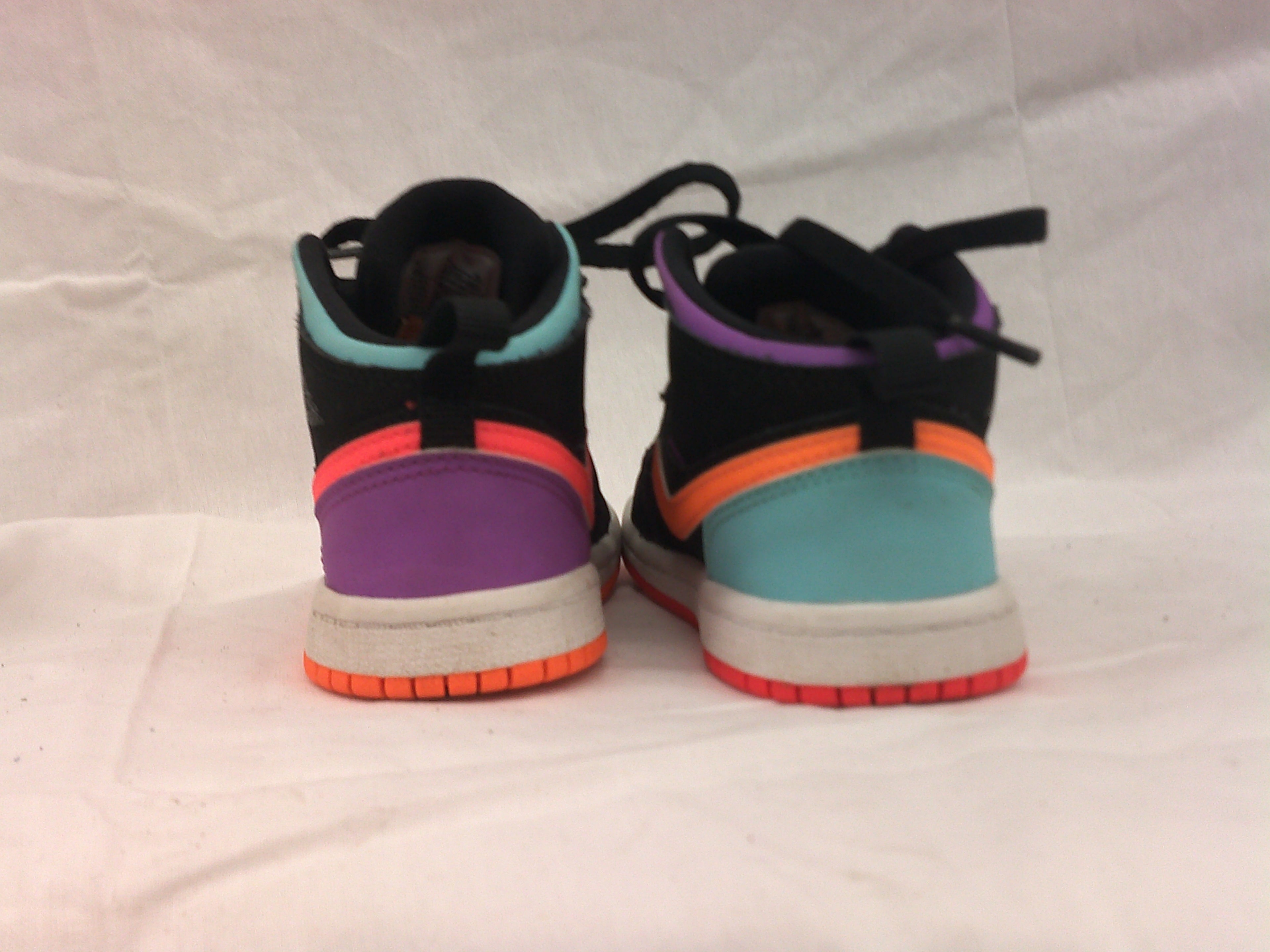 Air Jordan 1 Mid 'Black Multi' (Kids') | Size 9C