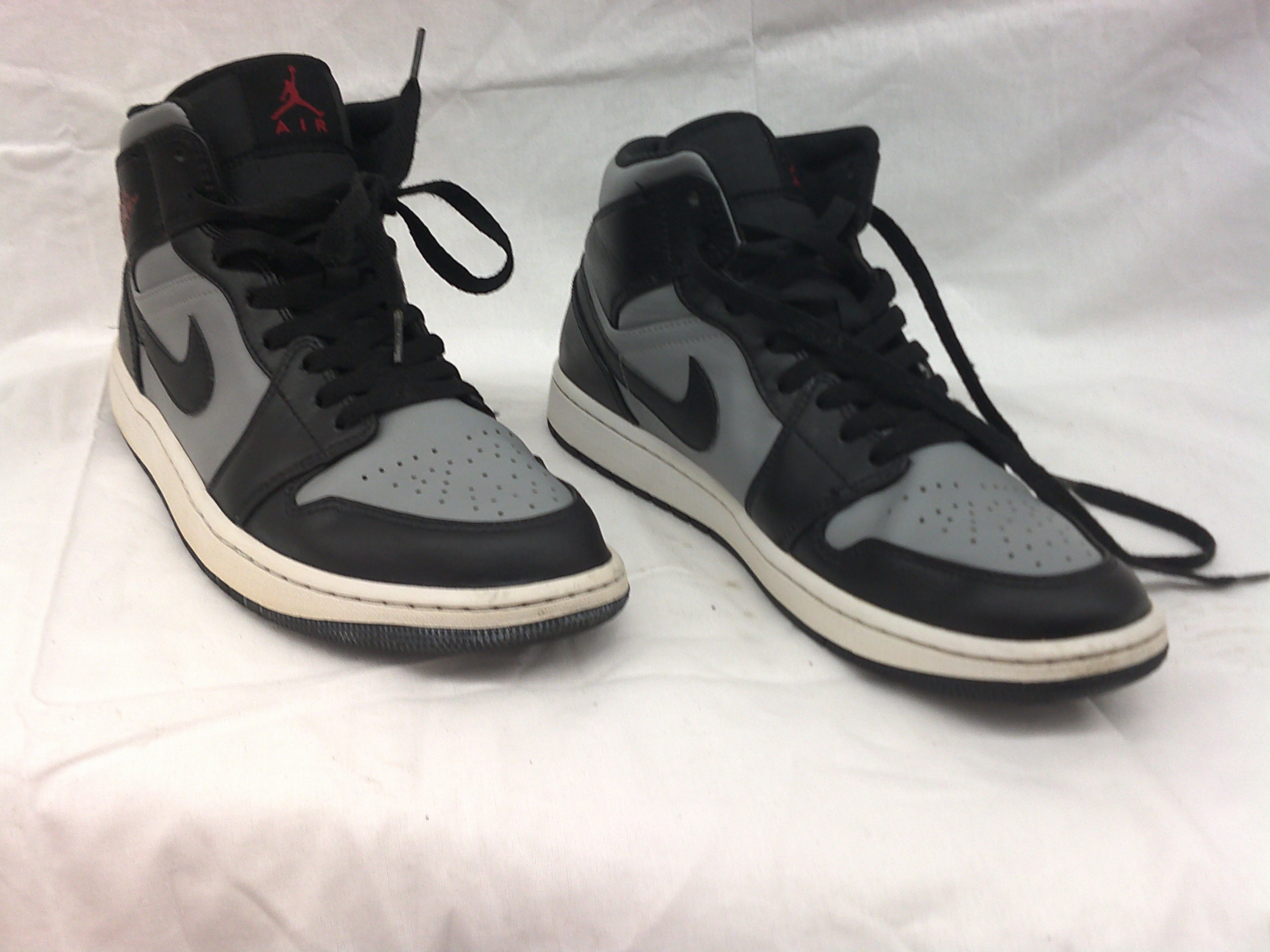 Nike Air Jordan 1 Mid "Shadow Red" | Size 9.5