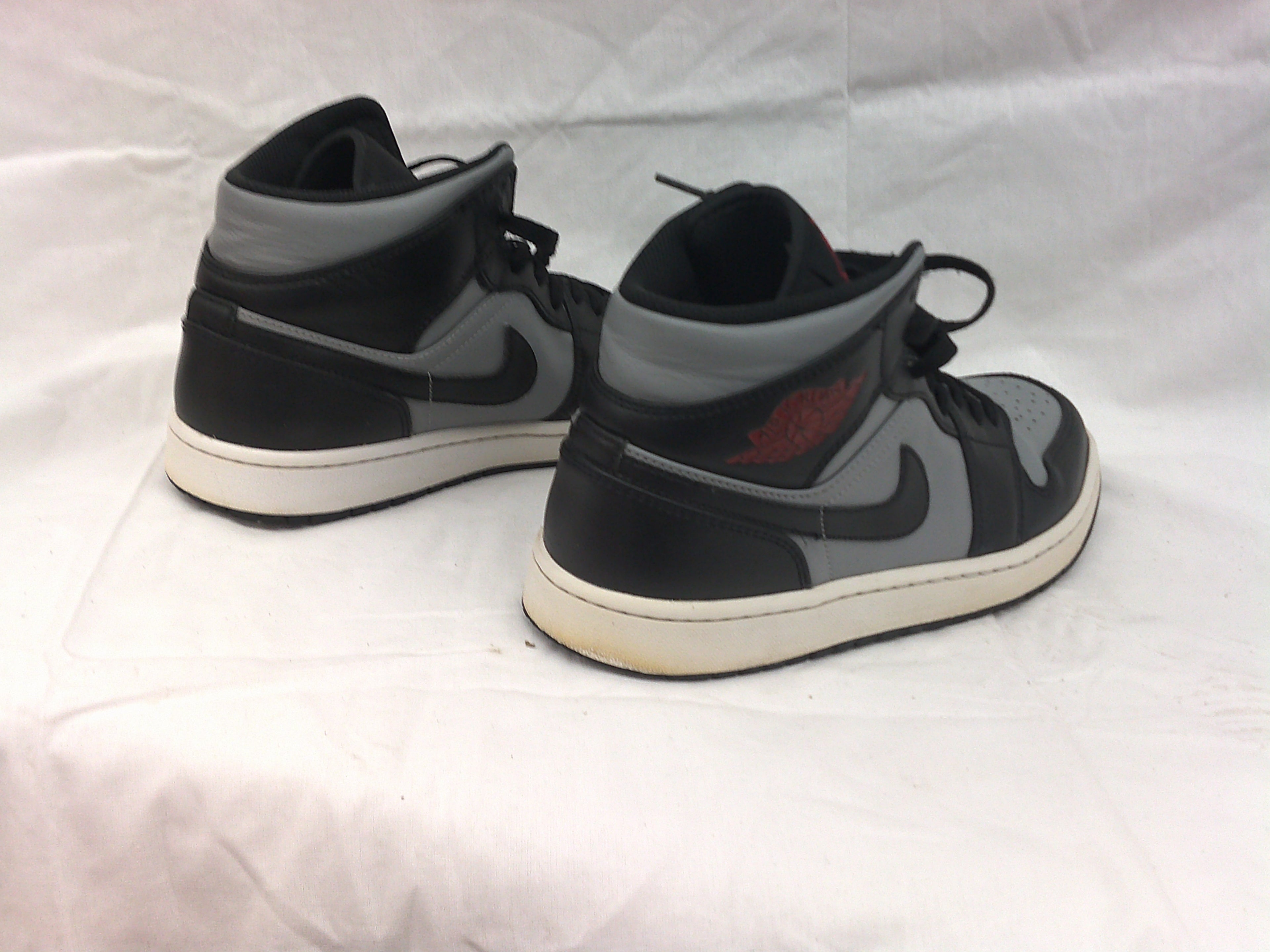Nike Air Jordan 1 Mid "Shadow Red" | Size 9.5