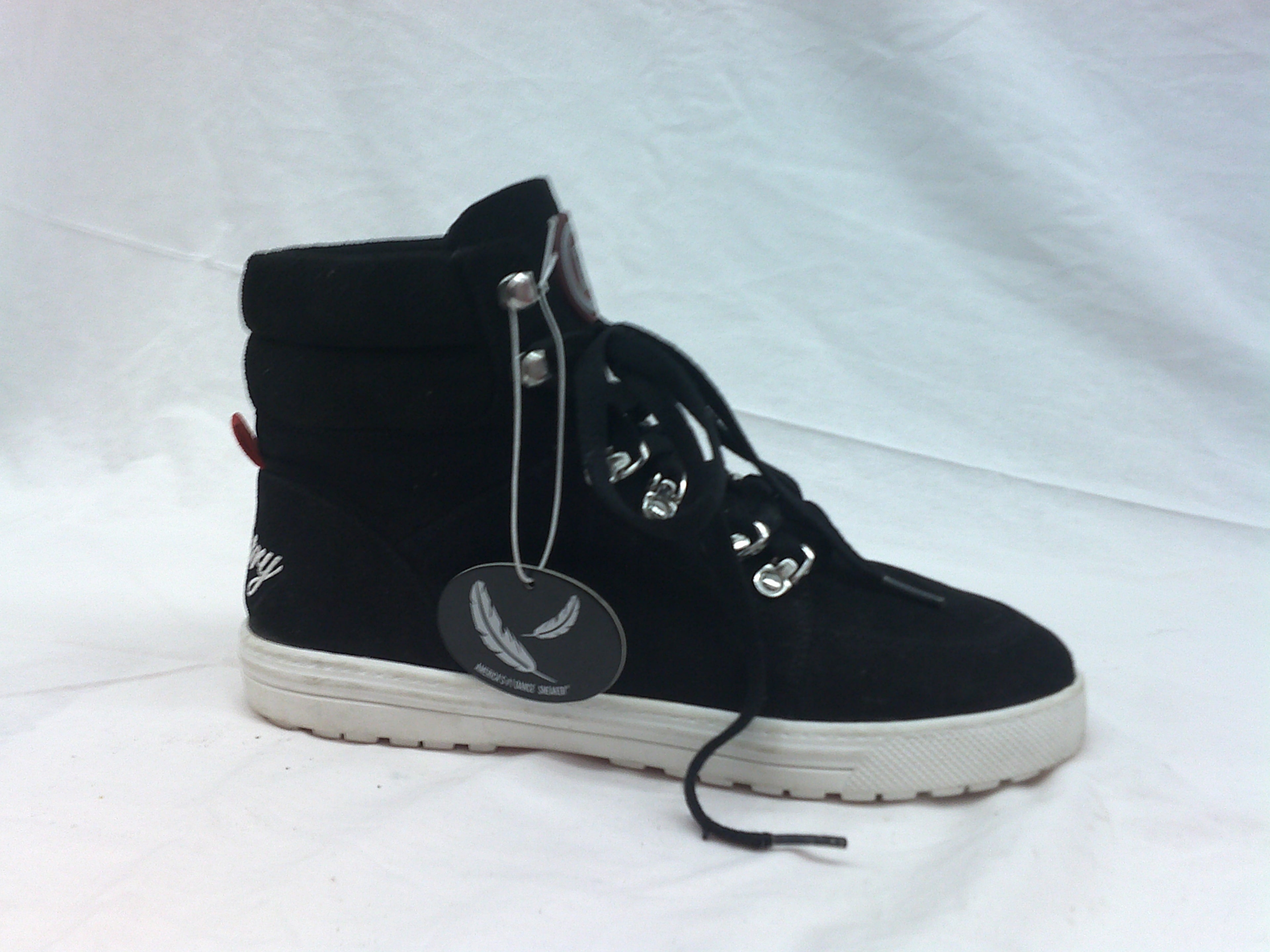 Pastry Riverside Black High-Top Dance Sneaker | Size 8